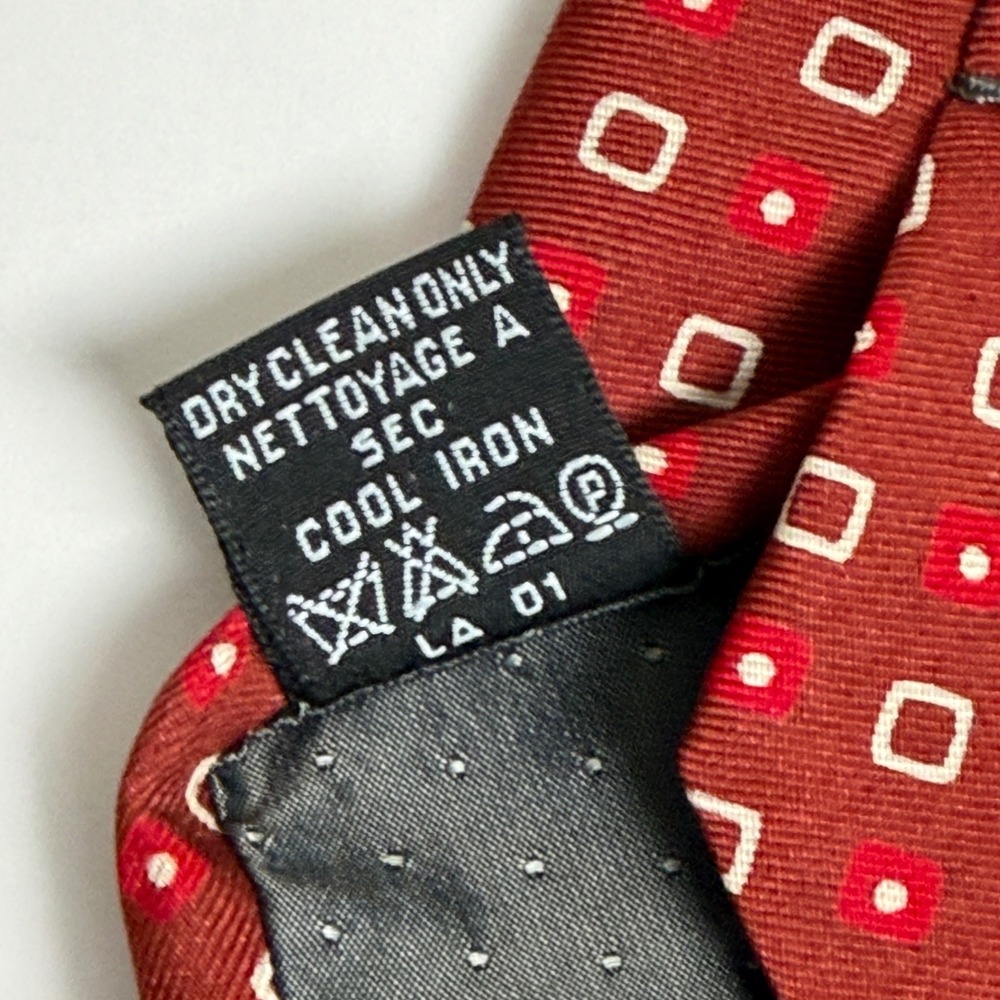 Gianfranco Ferre Red Geometric Square Dot 100% Silk Tie Italy - Picture 9 of 11